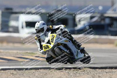 media/Oct-05-2025-CVMA (Sun) [[beeef4f201]]/Race 5-Amateur Supersport Open (Holeshot)/